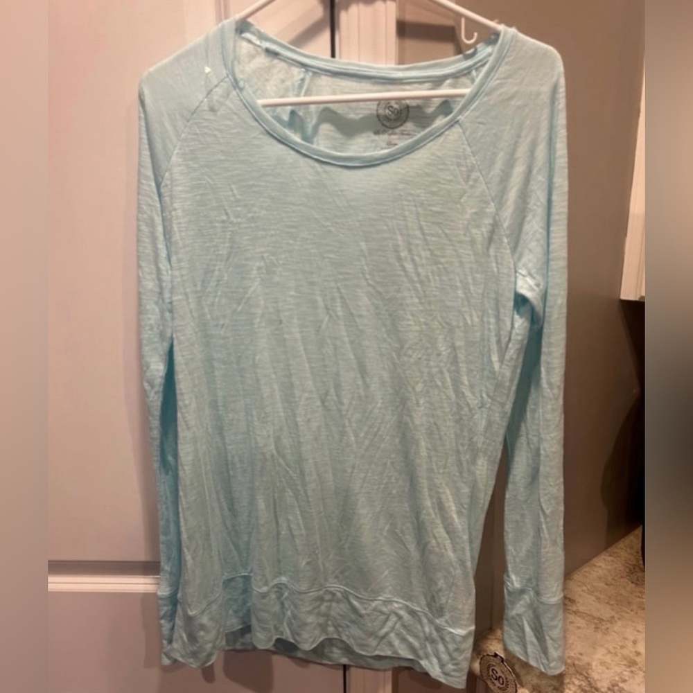 SO Perfect Tunic Layering tee Shirt Large Blue NWT